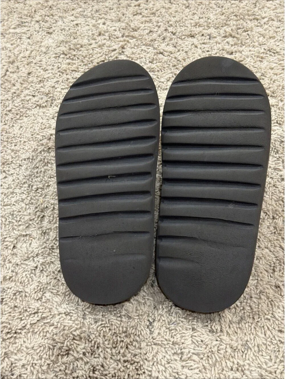 Yeezy Adidas Grey Charcoal Slides Men’s Size 11